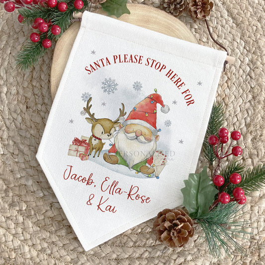 Santa Please Stop Here Personalised Hanging Sign, Santa Stop Here Hanging Linen Pennant, Personalised Kids Xmas Decoration, Xmas Eve Box